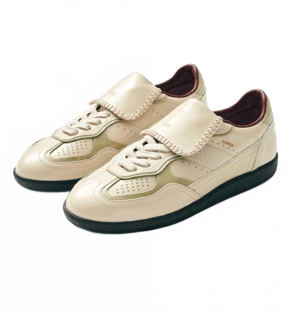 NEW ALOHAS women's club onix sneakers in cream